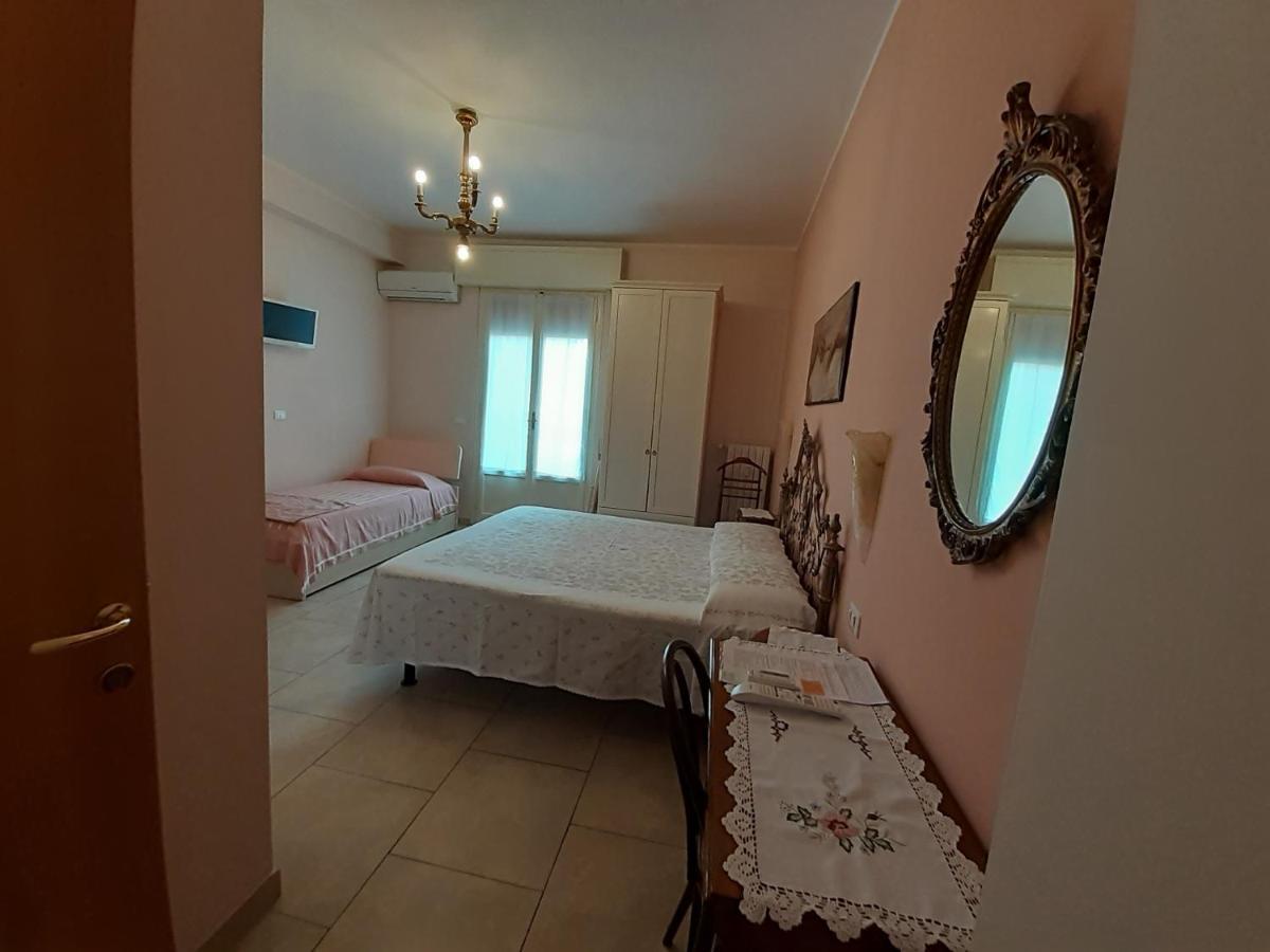 La Casa Di Catia Hotel Флоренция Екстериор снимка
